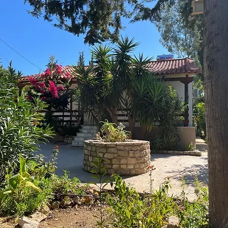 Garden Vakantiehuis Gialova