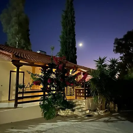 Garden Vakantiehuis Gialova